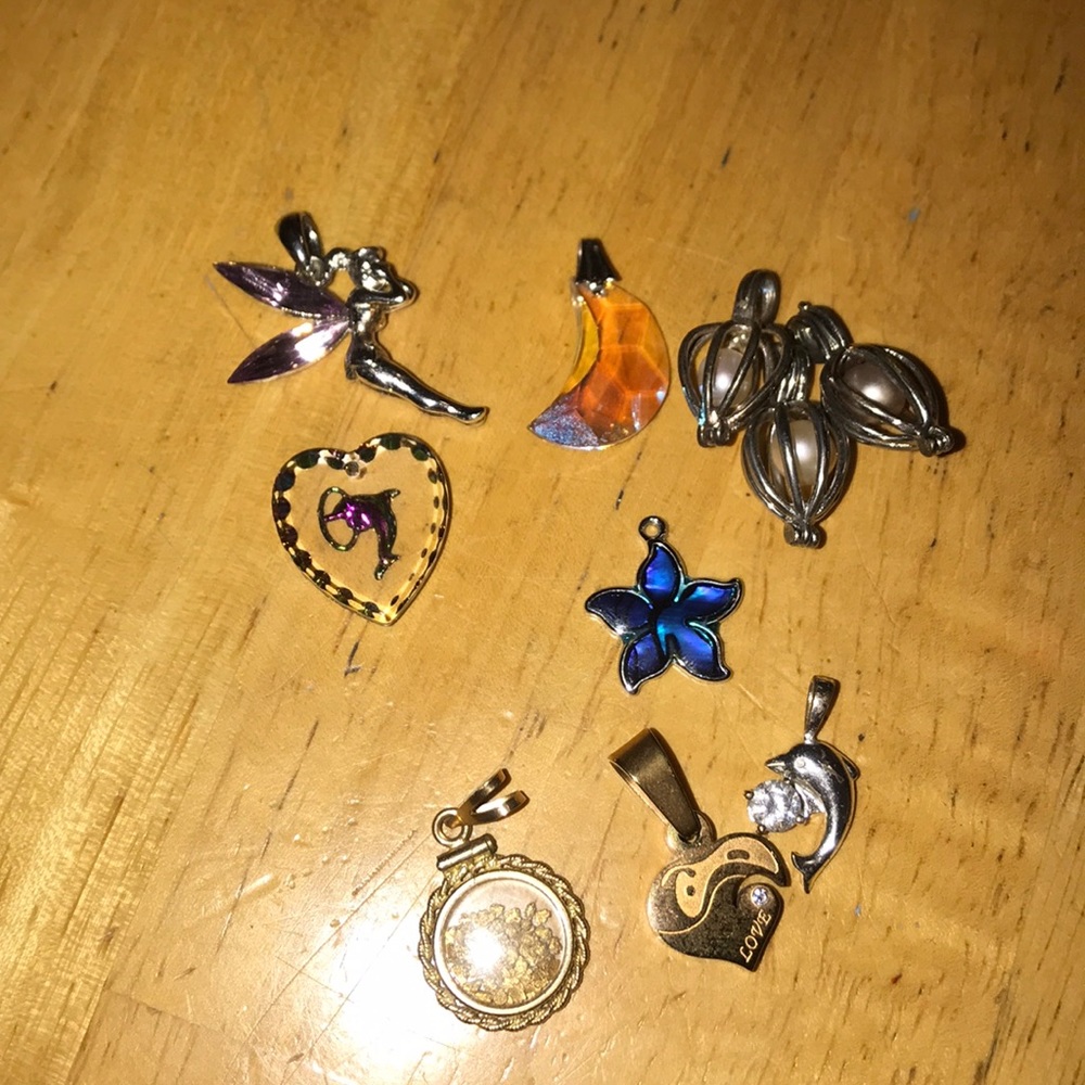 Necklace pendants